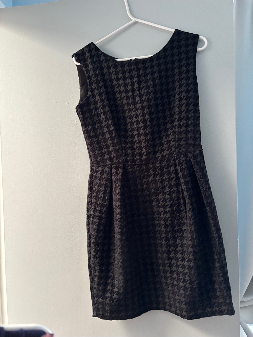 Women’s Black Houndstooth Peplum Dress